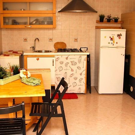 דירות נאפולי Casa Tiziana מראה חיצוני תמונה